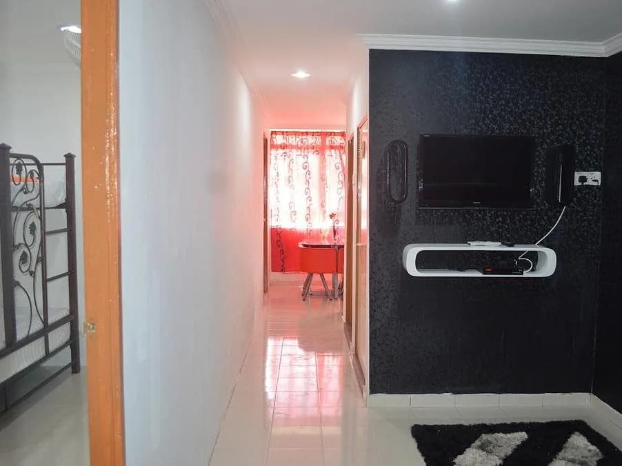 Zainas Impiana Inn - photo 9