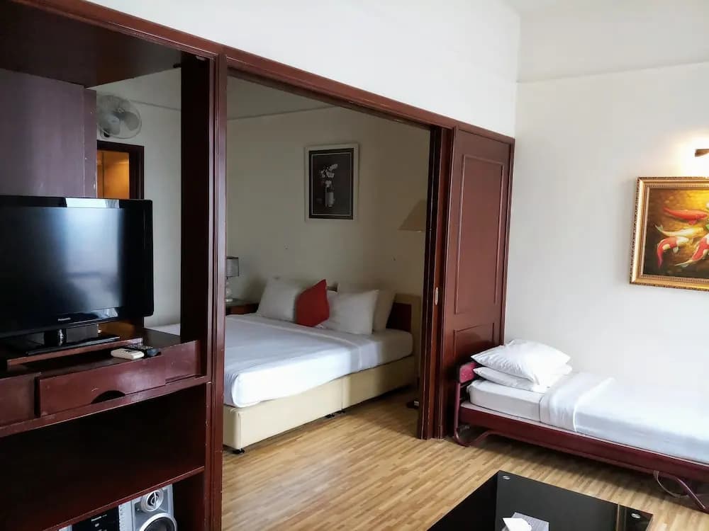 Falcon Apartment At Times Square - photo 2