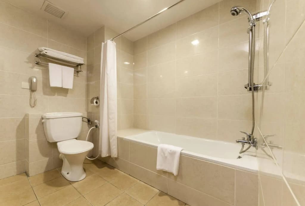 Borneo Royale Hotel - photo 8