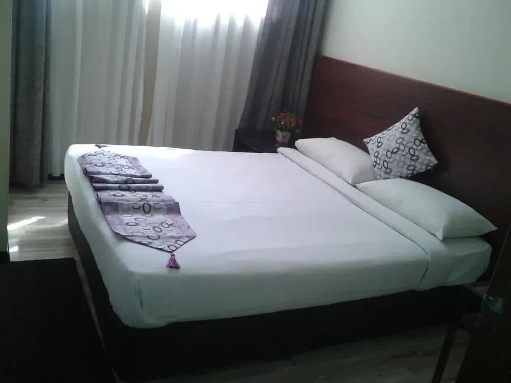Bird's Nest Hotel - photo 4