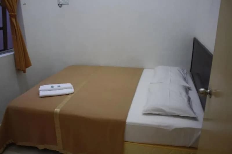 The Island Hotel - photo 5