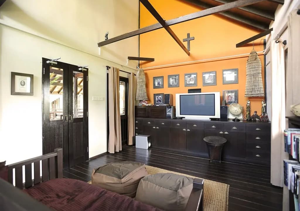 The Village House - photo 4