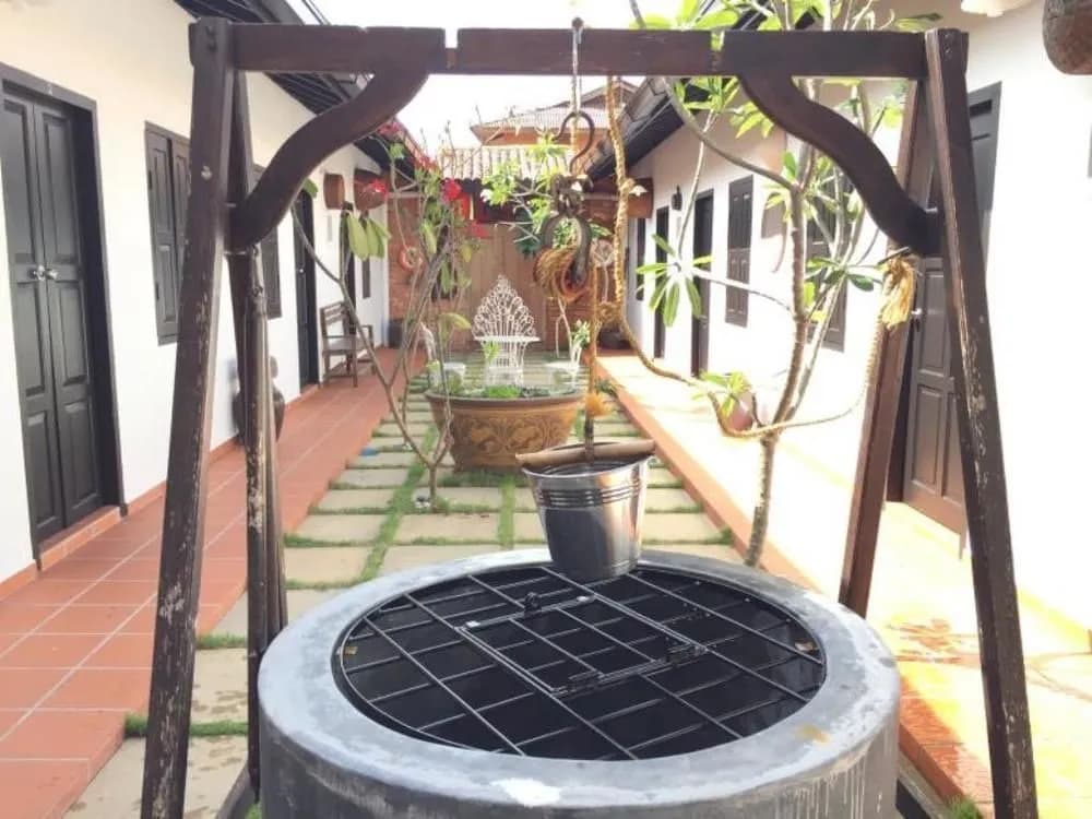 De Villa Courtyard - photo 14
