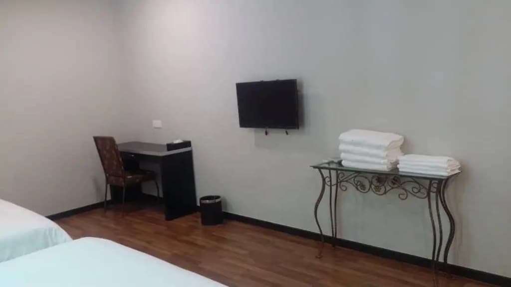 6, Persiaran Tanjung Bunga 3 - photo 25