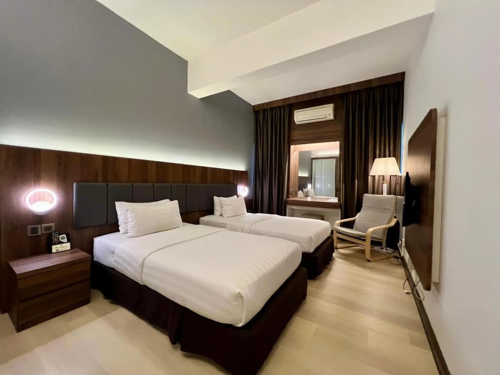 The Landmark Hotel - photo 18