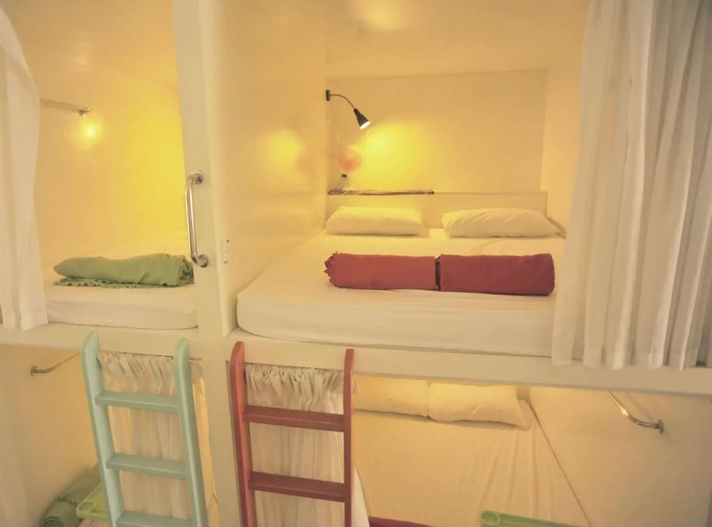 Swing and Pillows @ Beach Street, Penang - photo 3