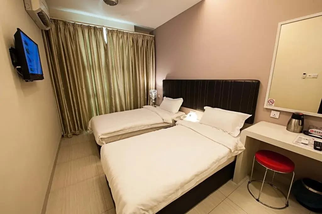 Seven Boutique Hotel - photo 8