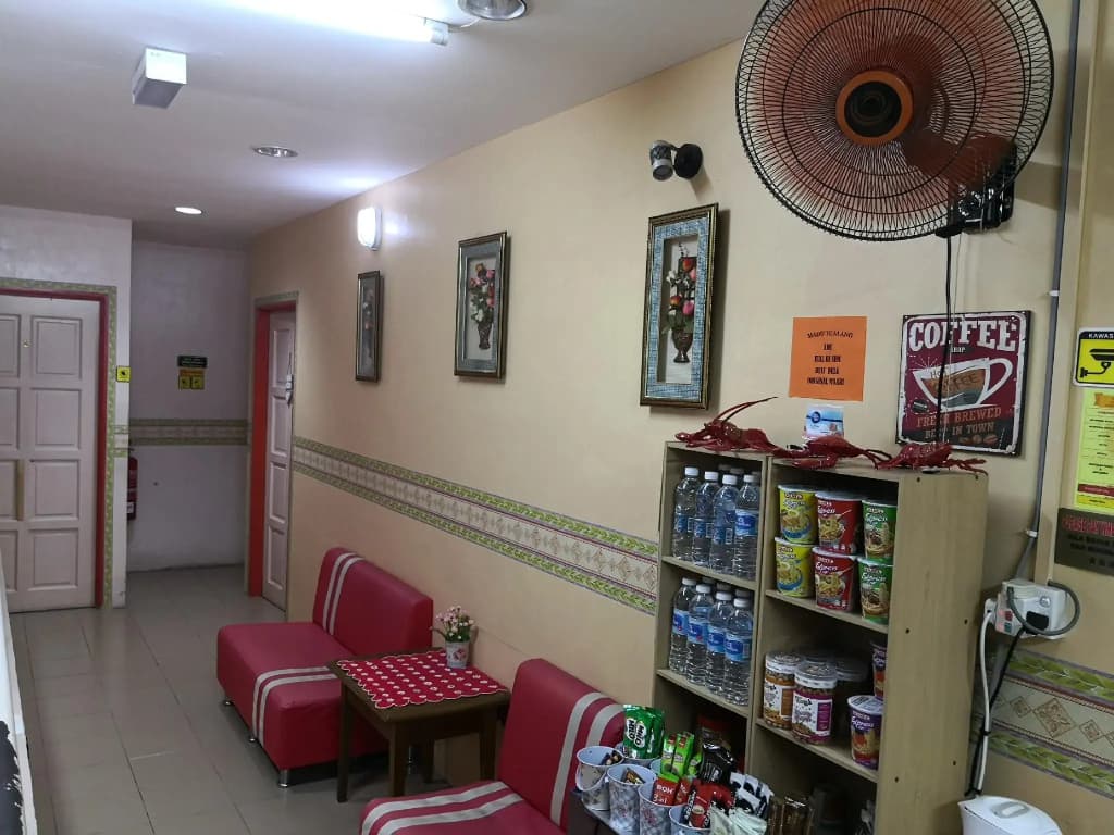 Hotel Sri Bahau - photo 8