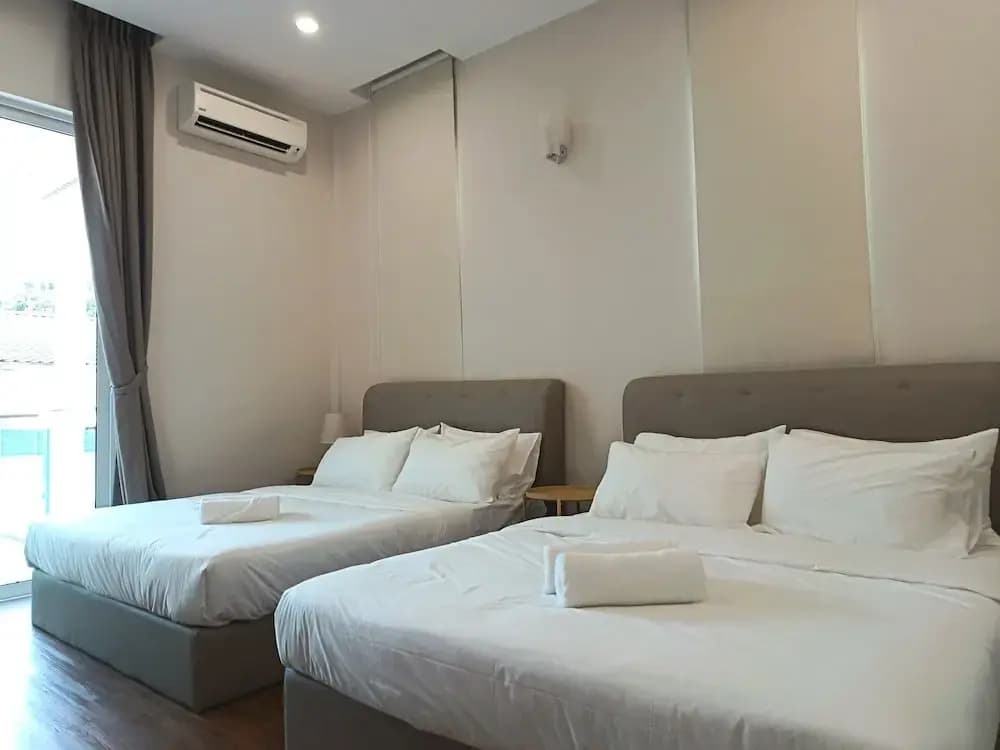 myRoom at 11 J Adams - photo 2