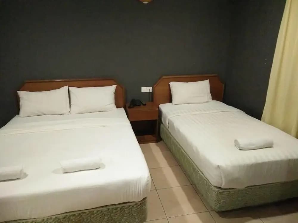 One Hotel Sadong Jaya - photo 11