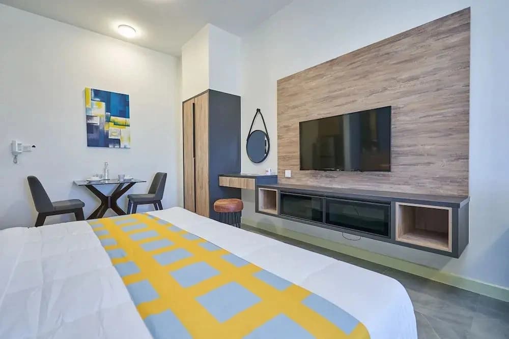 OYO Home 935 Breathtaking Studio Imperio Residence - photo 4