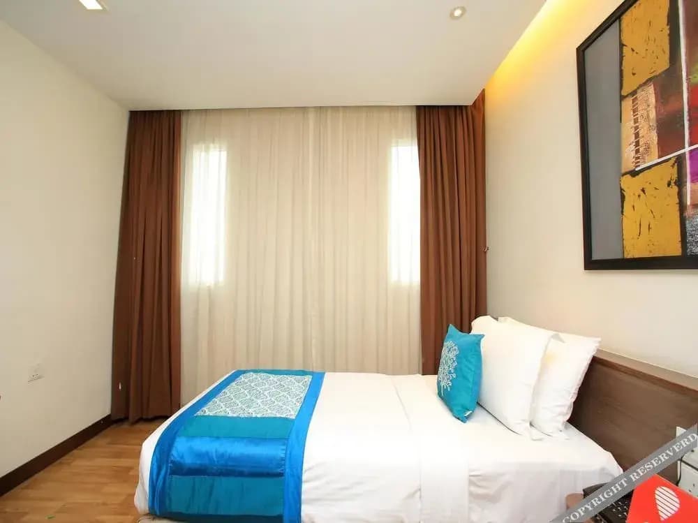OYO 121 Frenz Hotel - photo 11