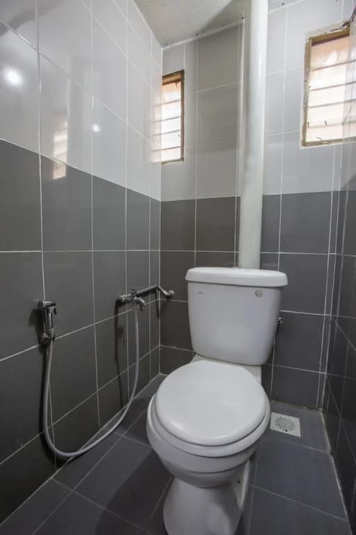 SPOT ON 89788 Musafir Transit Hotel - photo 9