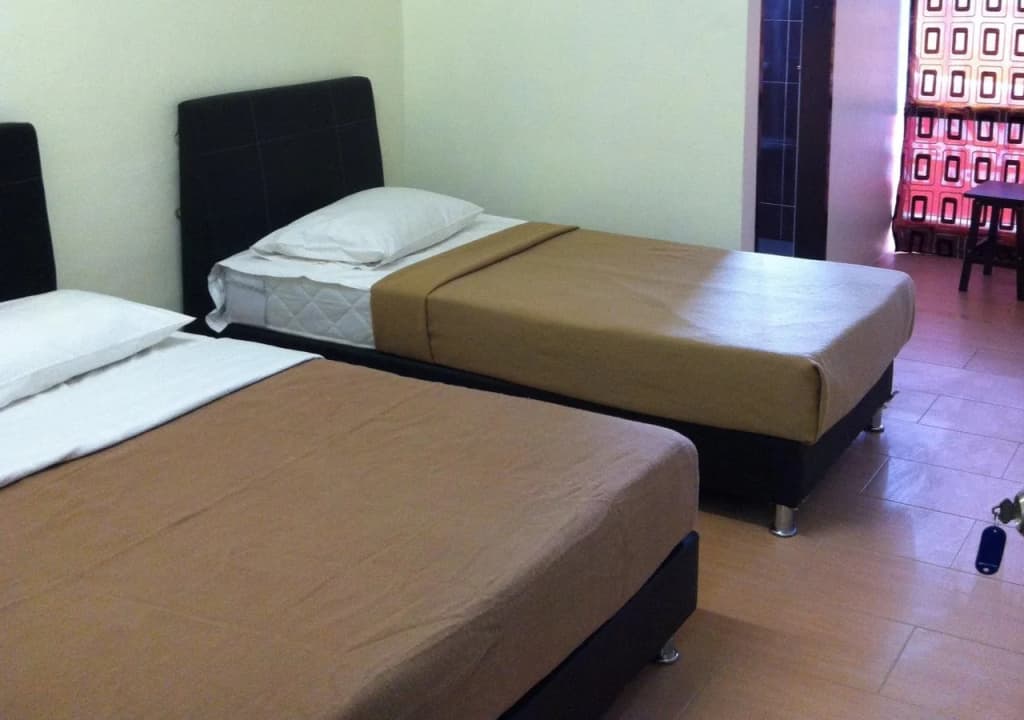 Camlodge Budget Hotel - photo 5