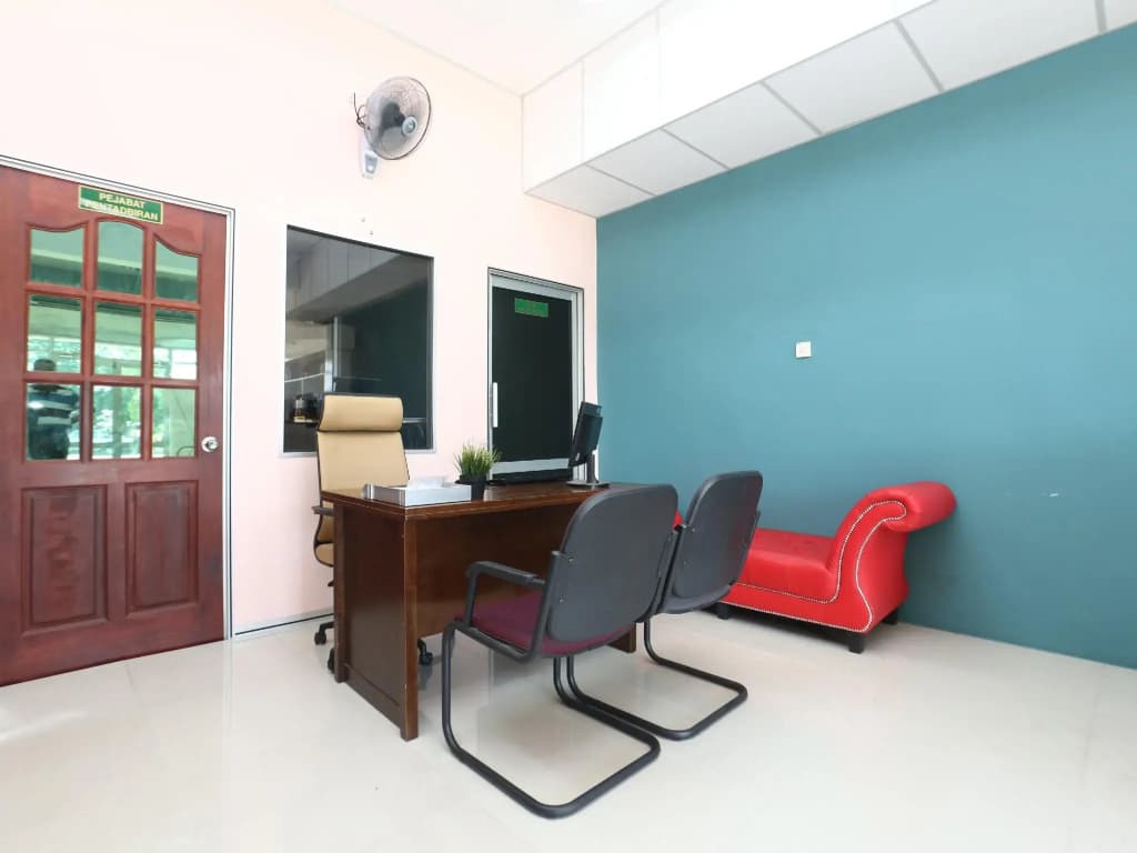 SPOT ON 90163 Kpfb Roomstay 2 - Hostel - photo 4
