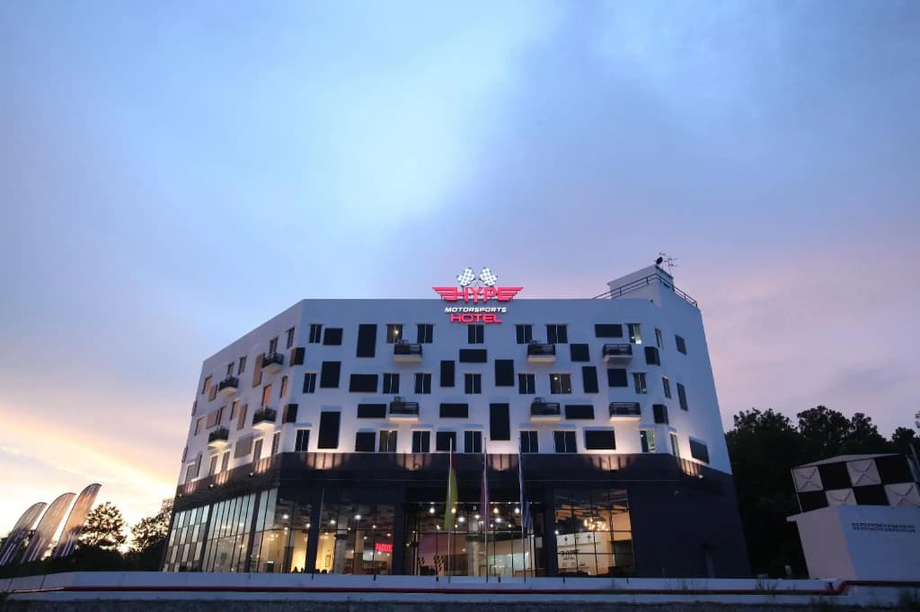 Hype Motorsports Hotel, Kuala Lumpur International Airport - photo 1