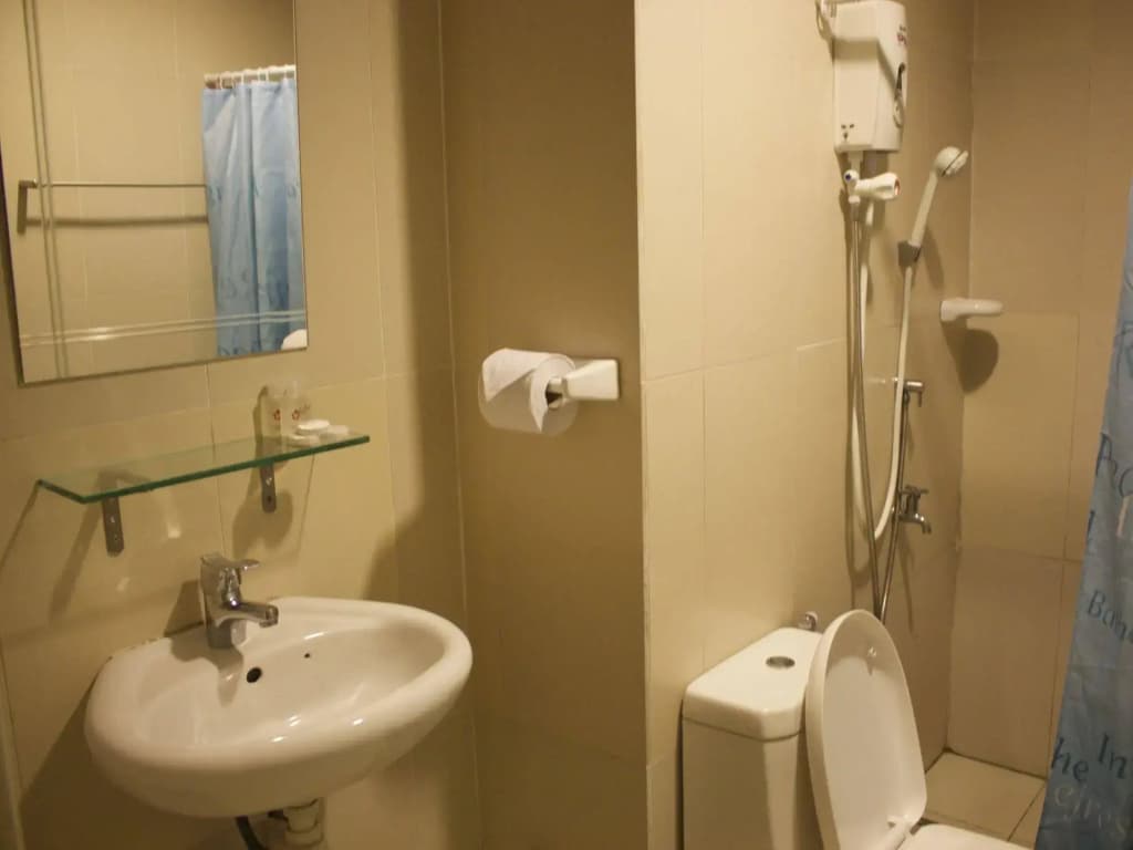 1 Borneo Tower B Service Apartment - photo 6