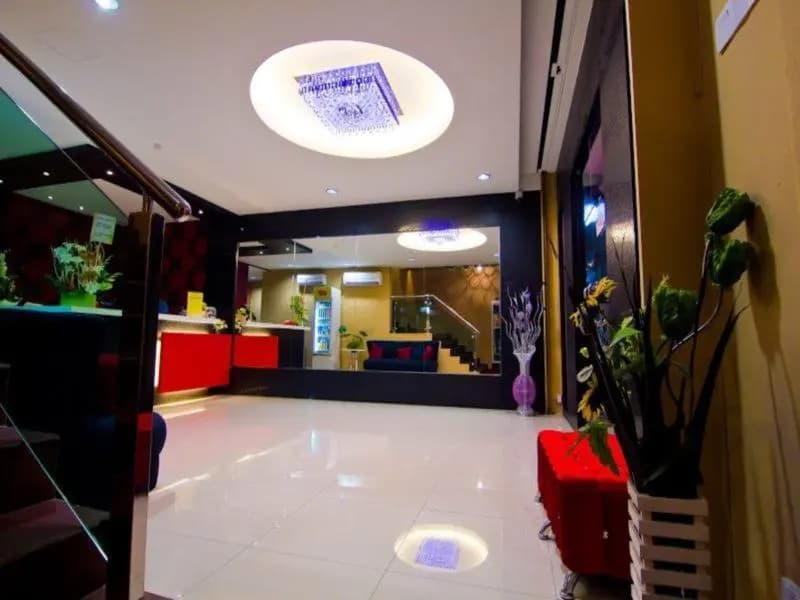 Melody Inn Hotel - photo 9