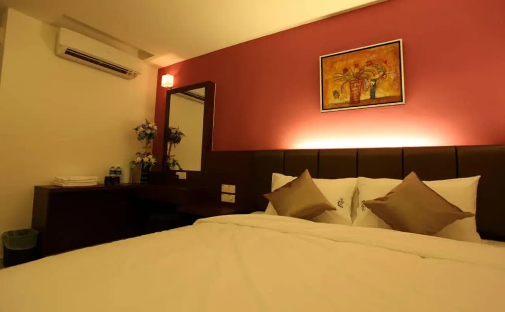 Hotel Zamburger Laurence Melaka (Marina Well) - photo 3