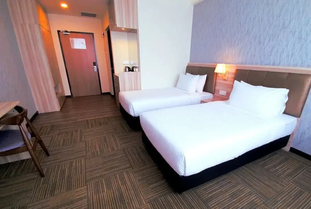 Maple Lodge - photo 5