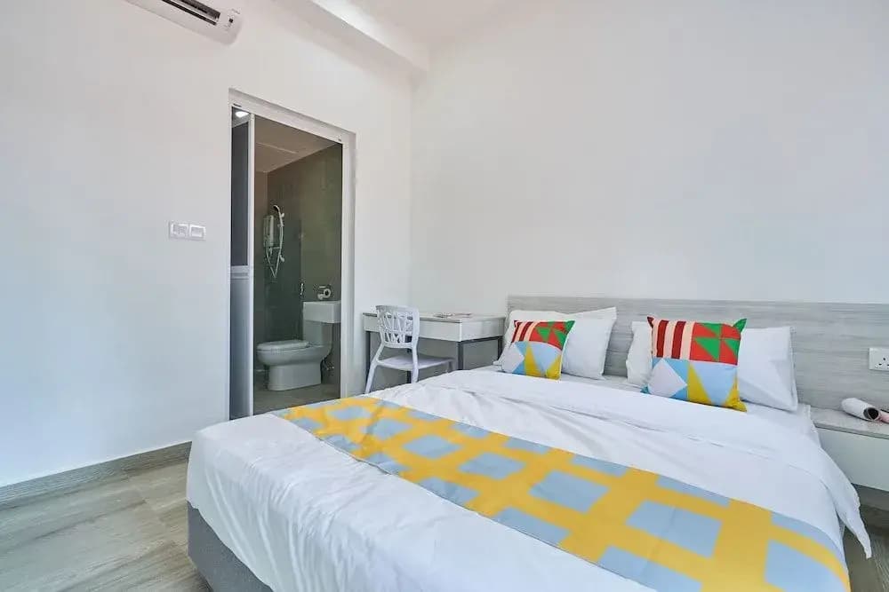 Oyo Home 1135 Magnificent 1Br Kenwingston - photo 4