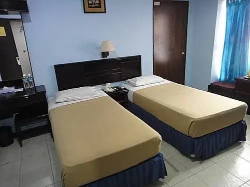 Batu Burok Beach Resort - photo 5