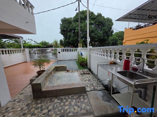 Jonker Home 2 Walking Distant to Banda Hilir - photo 2