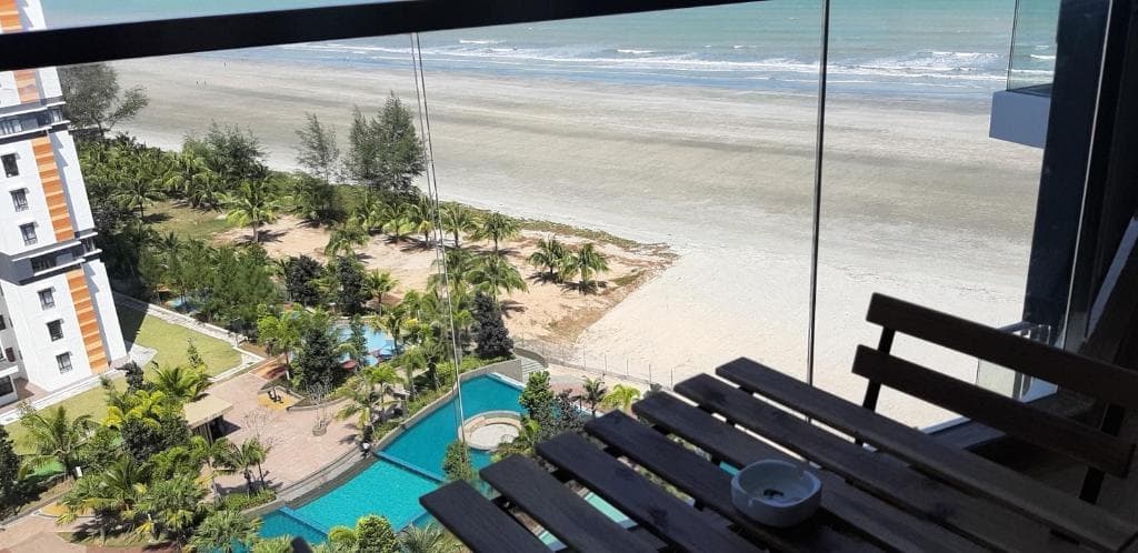 OmbakTimurbay Seafront Residence - photo 11