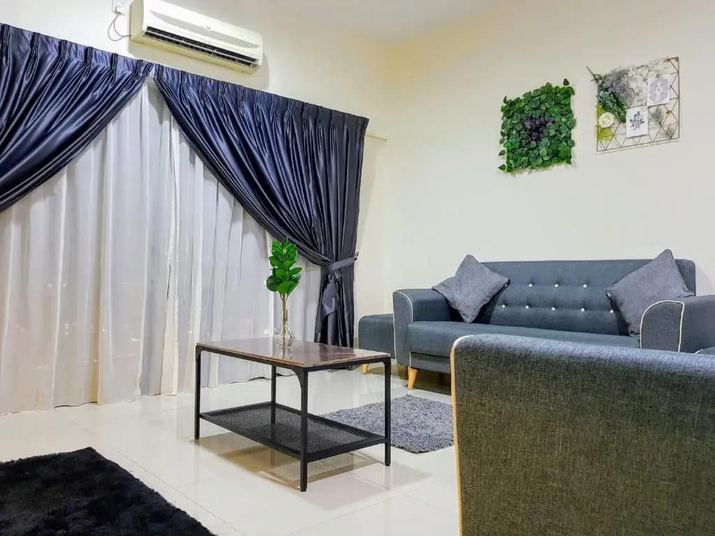 Puchong Setiawalk 8-12 pax 5min LRT Cozy Apartment - photo 4