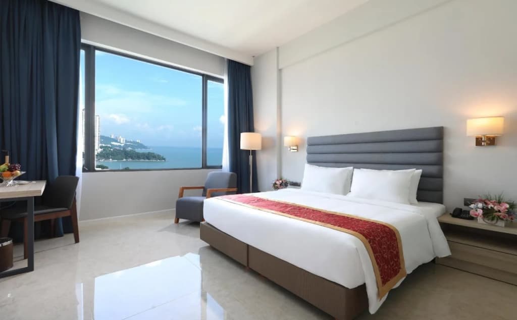Hompton by the Beach Penang - photo 6