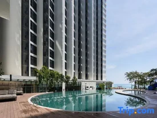 The Shore by HF Suites - photo 3