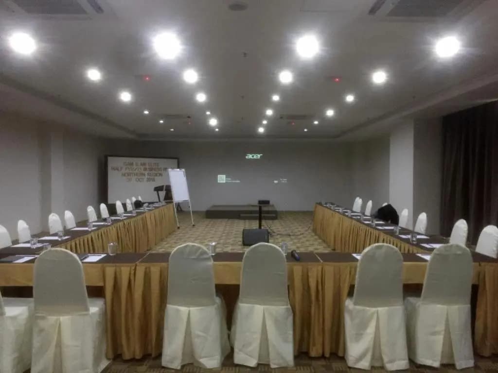 Hotel Grand Baron - photo 17