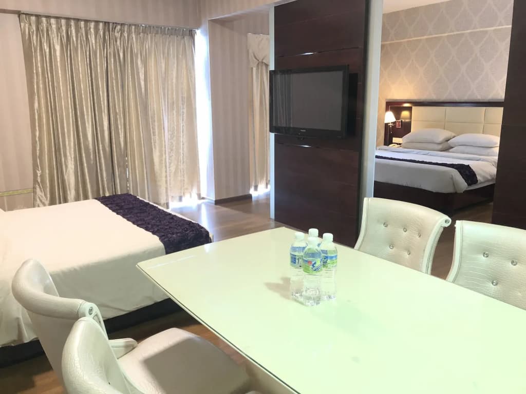 Pariss Hotel Johor Bahru - photo 7