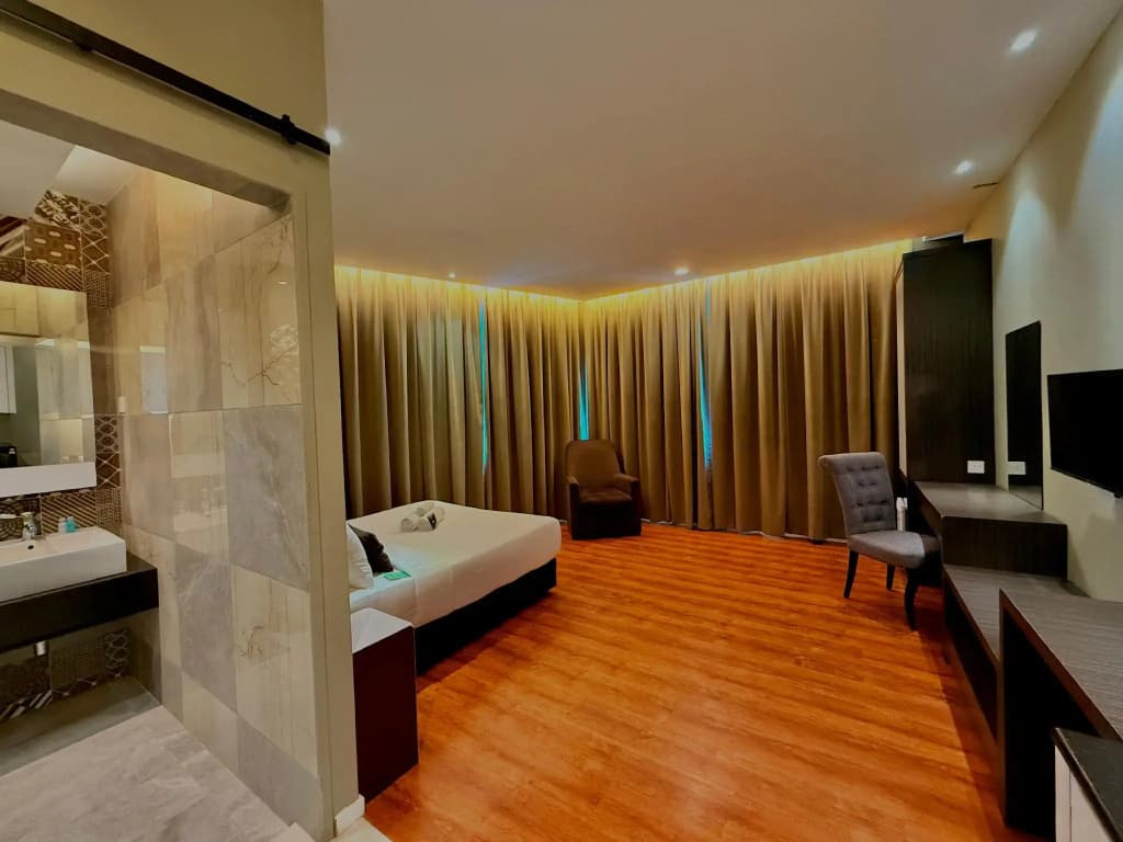 Stirling Suites - photo 8