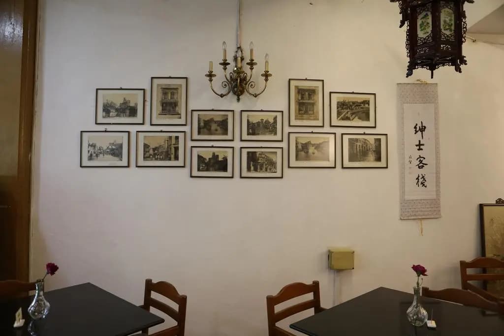 Heeren Inn Melaka - photo 10