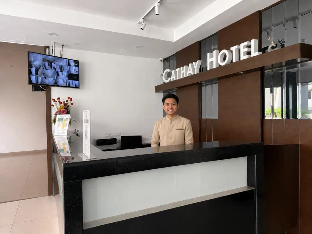 Cathay Hotel - photo 17