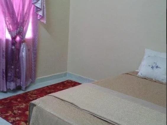 Nur Budget Room Guest House - photo 11