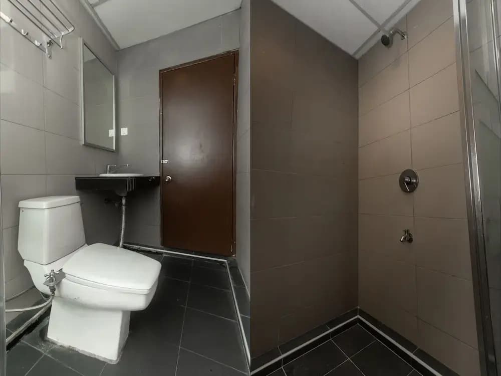 Mansion Inn by OYO Rooms - photo 9