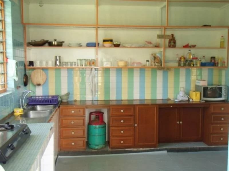 Borneo Beachouse Backpackers - photo 15