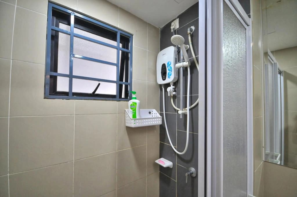 Rusnoor Homestay Alami Residensi 2-17-2 - photo 9