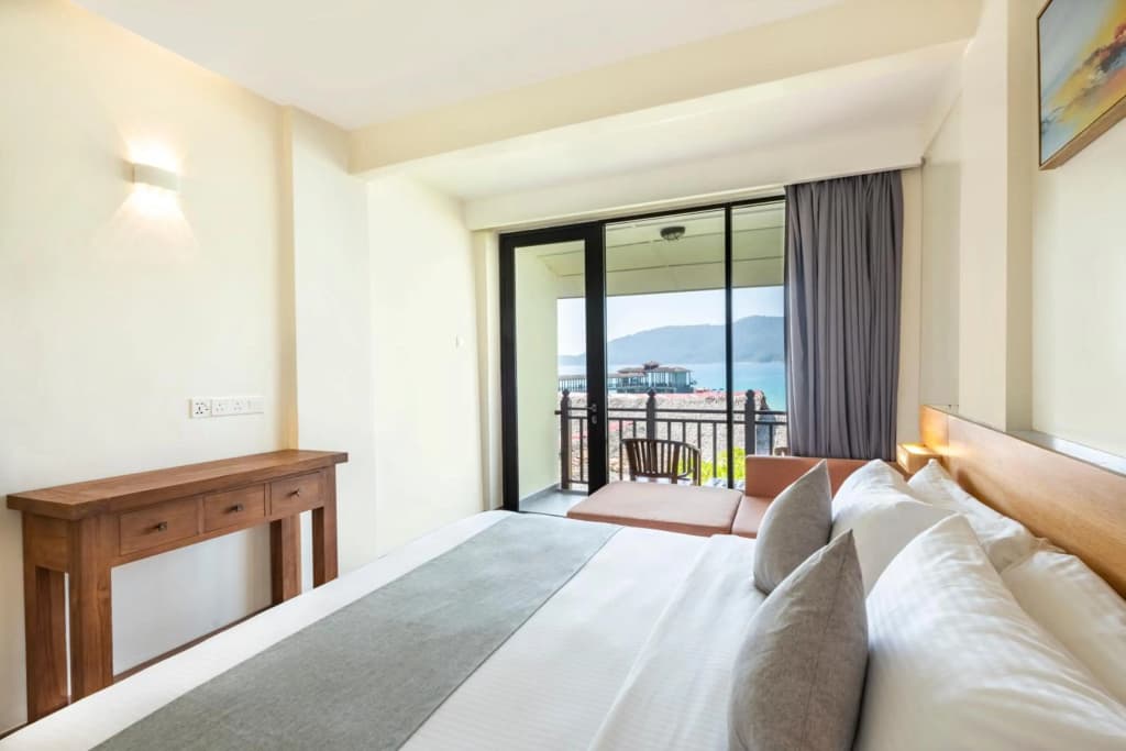 BuBu Long Beach Resort - photo 1