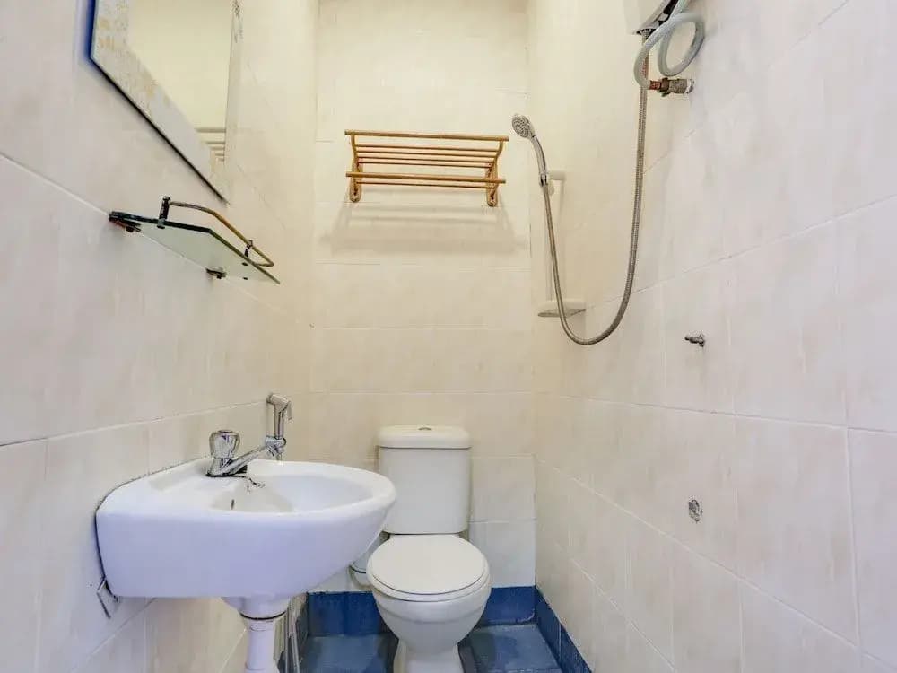 OYO 89656 Melati Hotel Nilai - photo 9