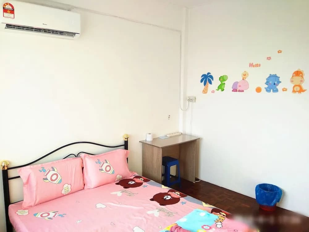 H Homestay - Semi D 1000Mbps (1Gbps) Wifi, Astro & Private Parking - photo 3