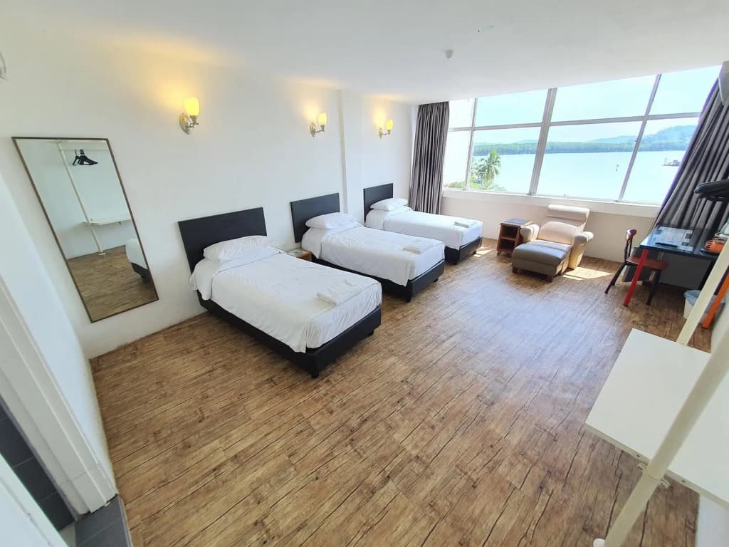 Riverine Garden Hotel - photo 21