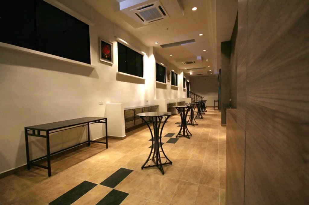 Aroma Hotel - photo 11