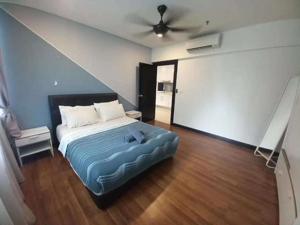 Mercu Summer Suite KLCC at Penguin Homes - photo 3
