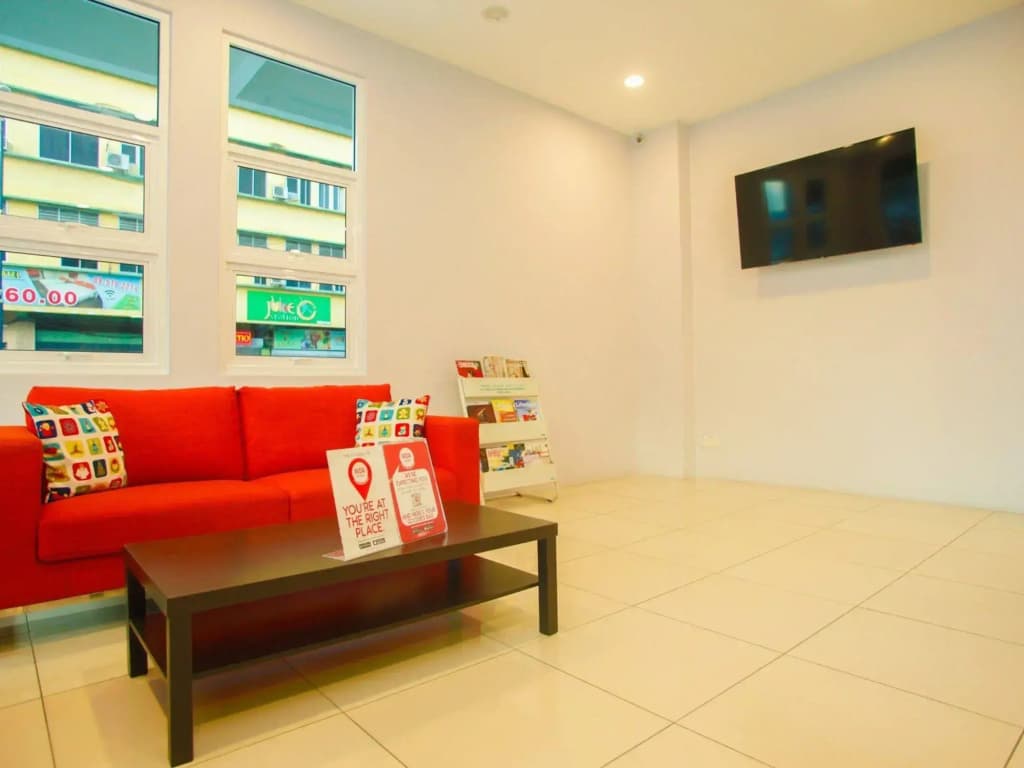 OYO 232 The Suraya Hotel - photo 12