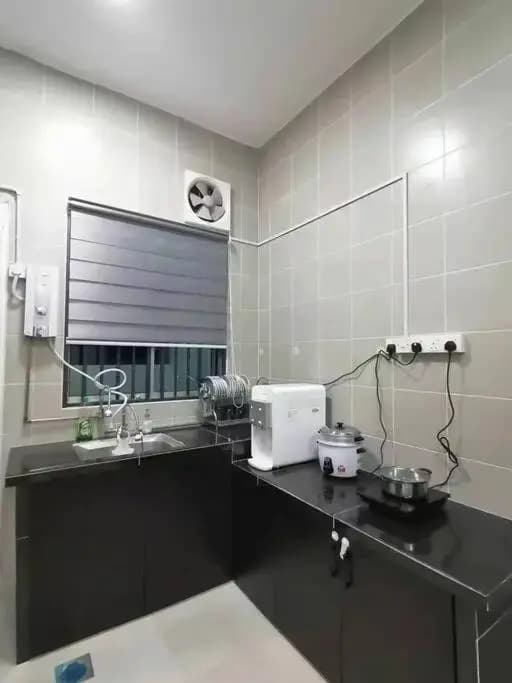 Cameron top31 golden hills night market homestay - photo 7
