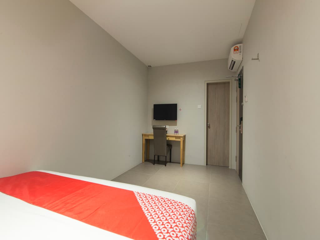 Super Oyo 1191 Yootel Boutique Hotel - photo 33