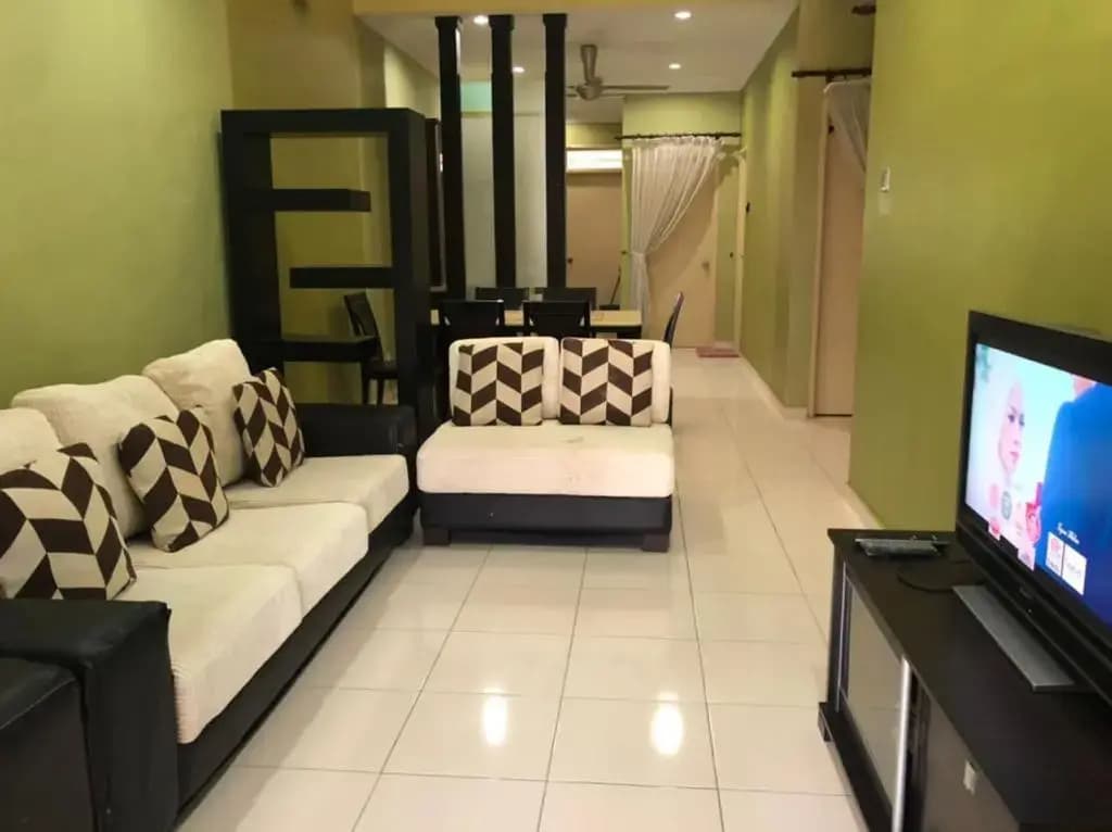 Rosalinda Homestay at Senawang - photo 5